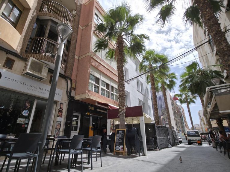 Apartment for Sale in Torrevieja, Alicante 1