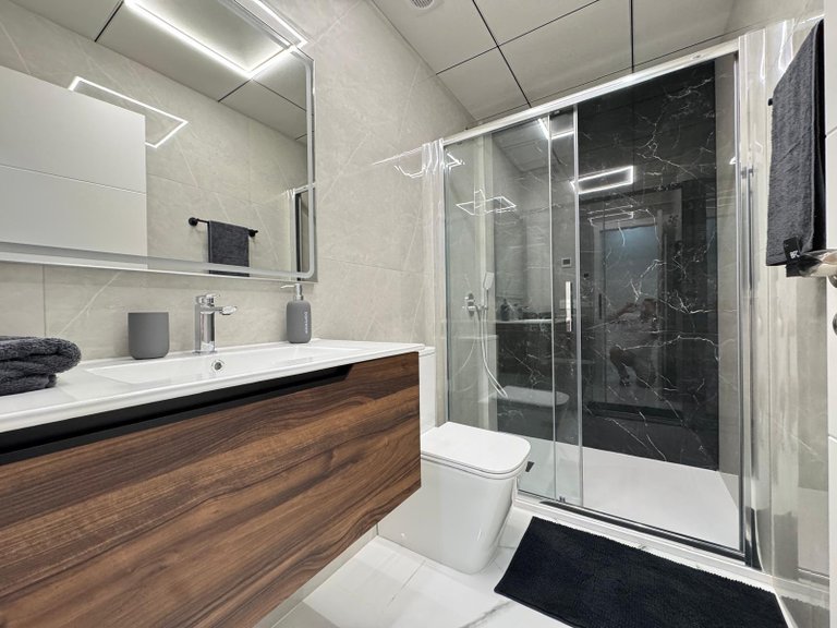 Apartment for Sale in Torrevieja, Alicante 24