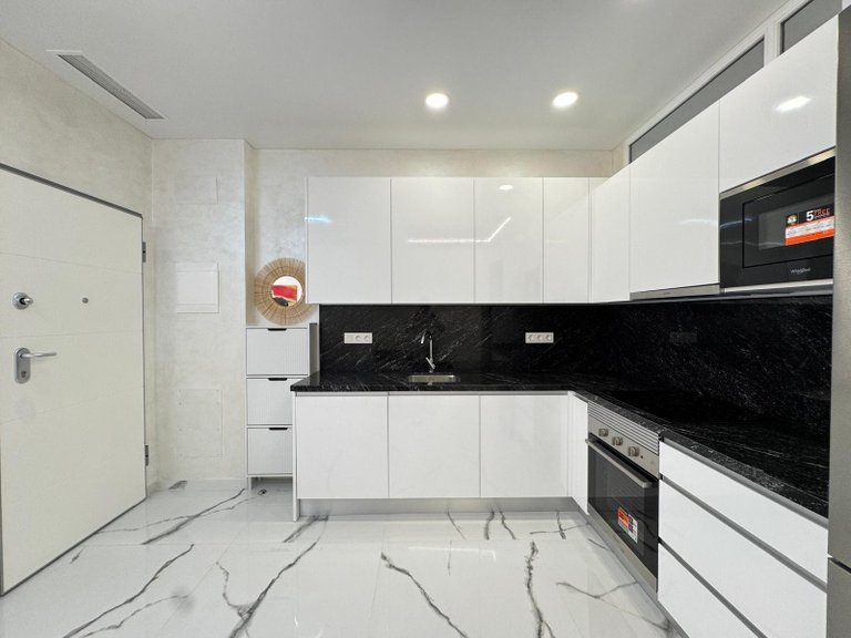 Apartment for Sale in Torrevieja, Alicante 8