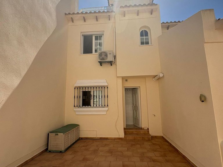 Town House for Sale in Orihuela Costa, Alicante 10