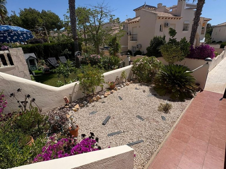 Town House for Sale in Orihuela Costa, Alicante 2