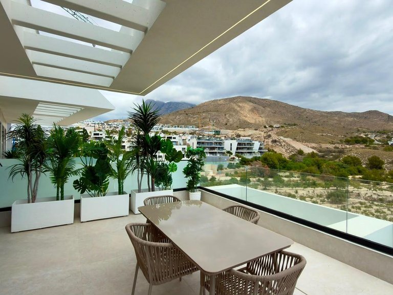 Apartment for Sale in Finestrat, Alicante 1