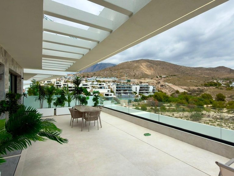 Apartment for Sale in Finestrat, Alicante 2