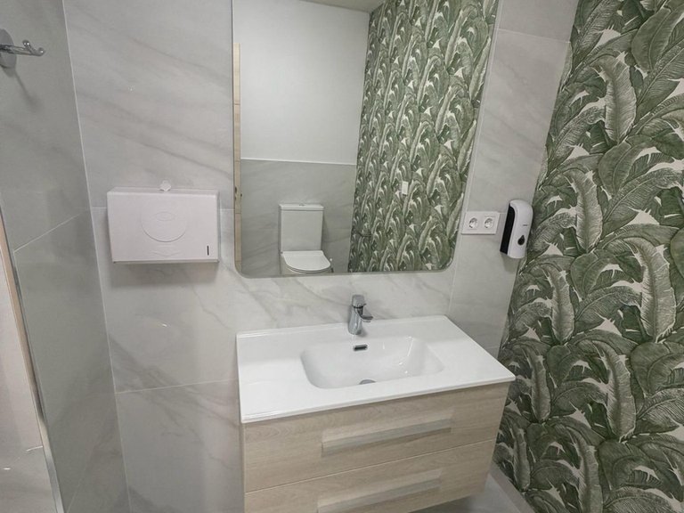 Commercial for Sale in Torrevieja, Alicante 12