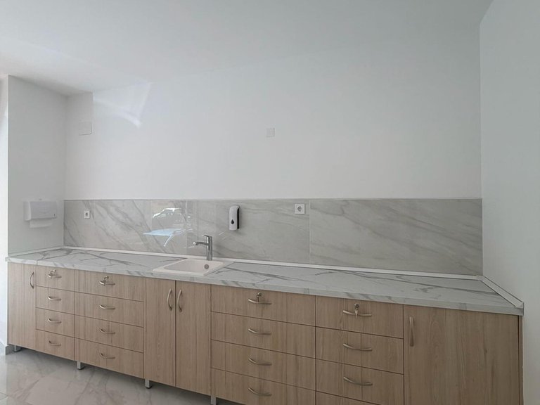 Commercial for Sale in Torrevieja, Alicante 4