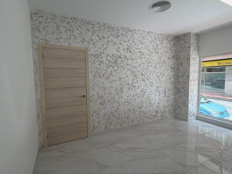 Commercial for Sale in Torrevieja, Alicante 5