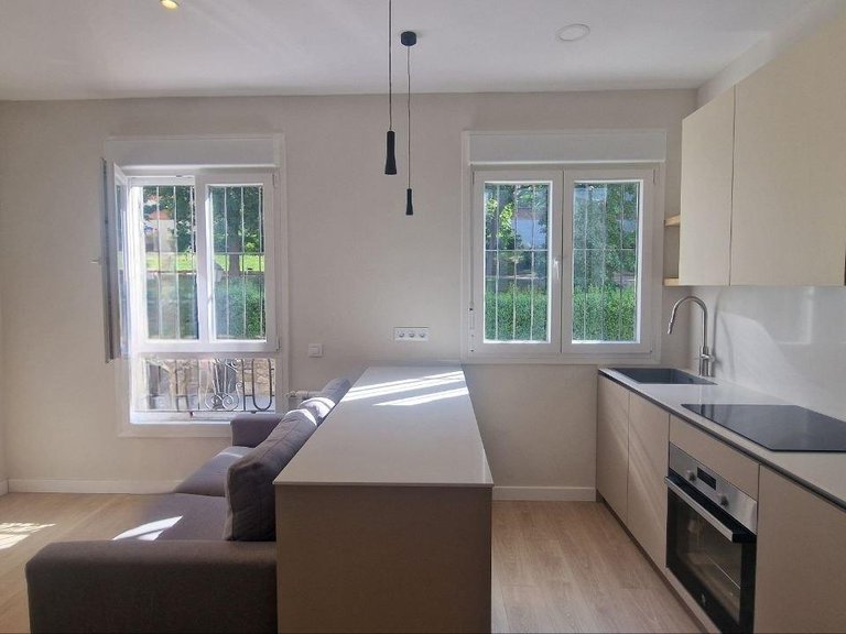 Apartment for Sale in Madrid, Madrid 5