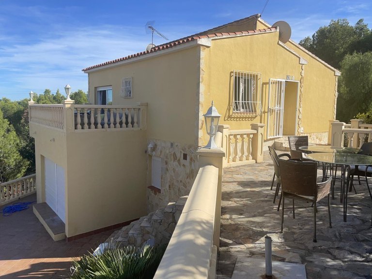 Villa for Sale in La Nucía, Alicante 1