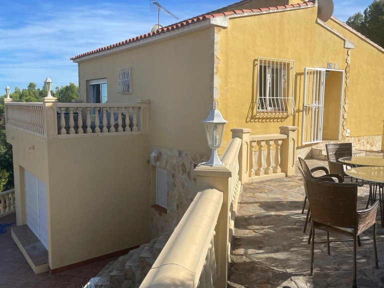 Villa for Sale in La Nucía, Alicante 2