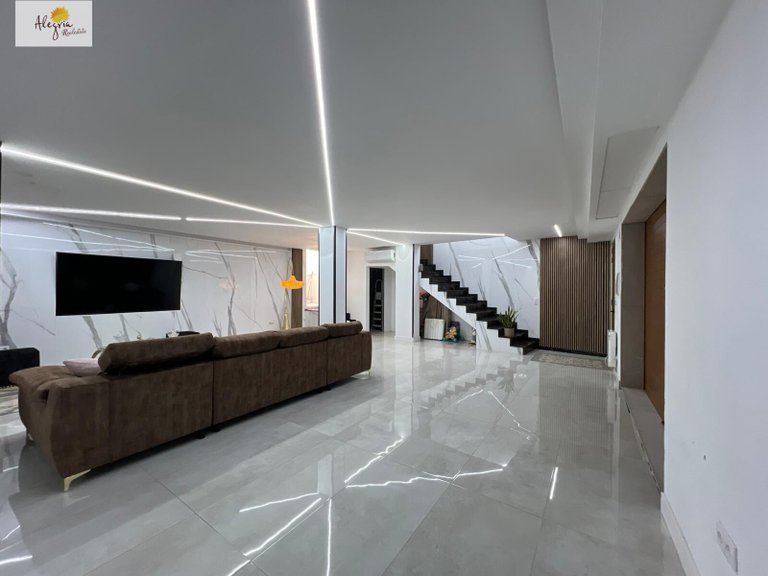 Apartment for Sale in El Puig De Santa Maria, Valencia 4