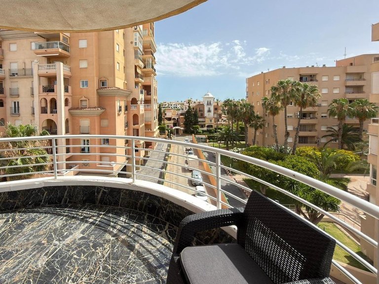 Apartment for Sale in Torrevieja, Alicante 28