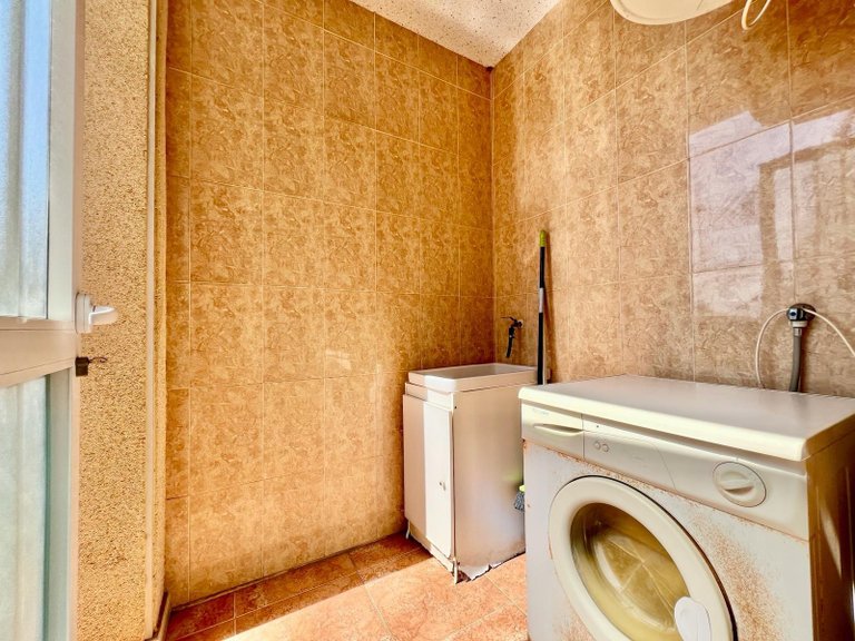 Villa for Sale in Torrevieja, Alicante 27