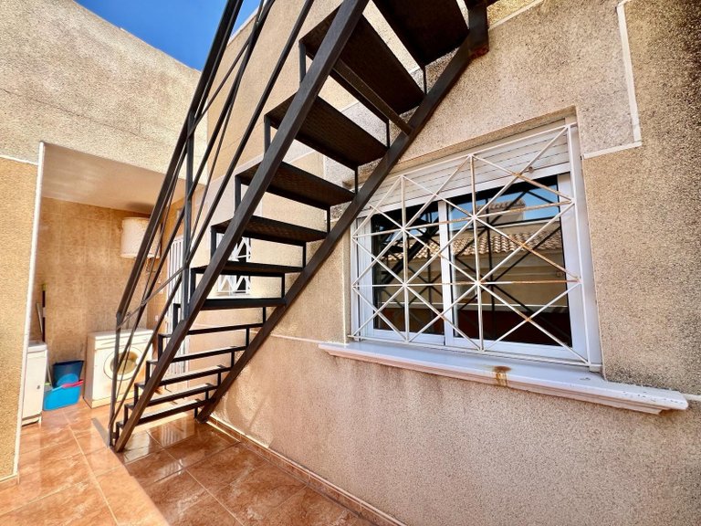 Villa for Sale in Torrevieja, Alicante 30