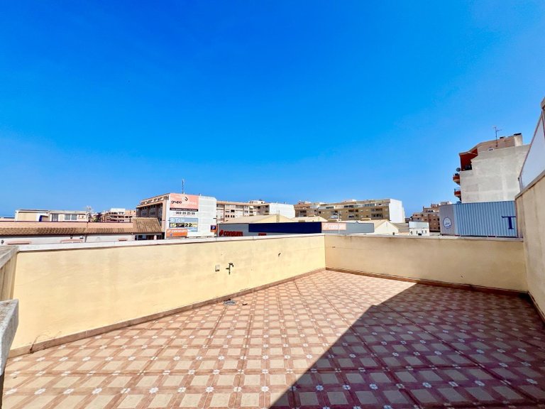 Villa for Sale in Torrevieja, Alicante 31