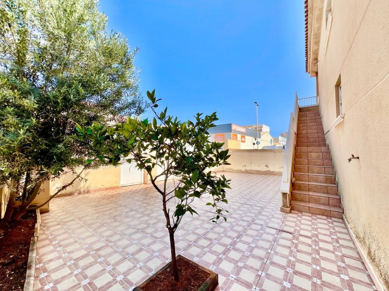 Villa for Sale in Torrevieja, Alicante 7