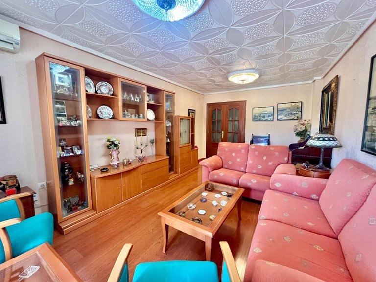 Apartment for Sale in Torrevieja, Alicante 1
