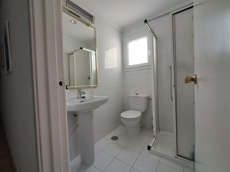 Apartment for Sale in Torrevieja, Alicante 11