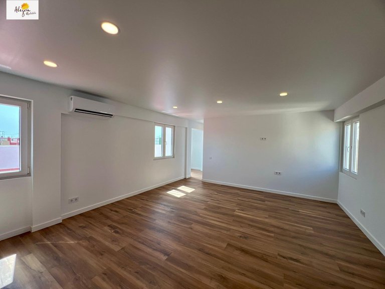 Apartment for Sale in Manises, Valencia 5