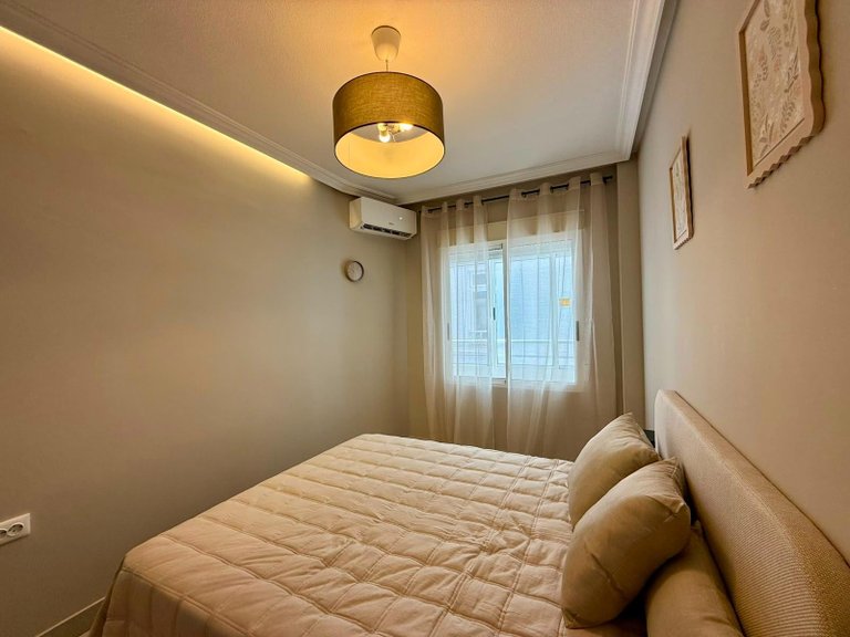 Apartment for Sale in Torrevieja, Alicante 20