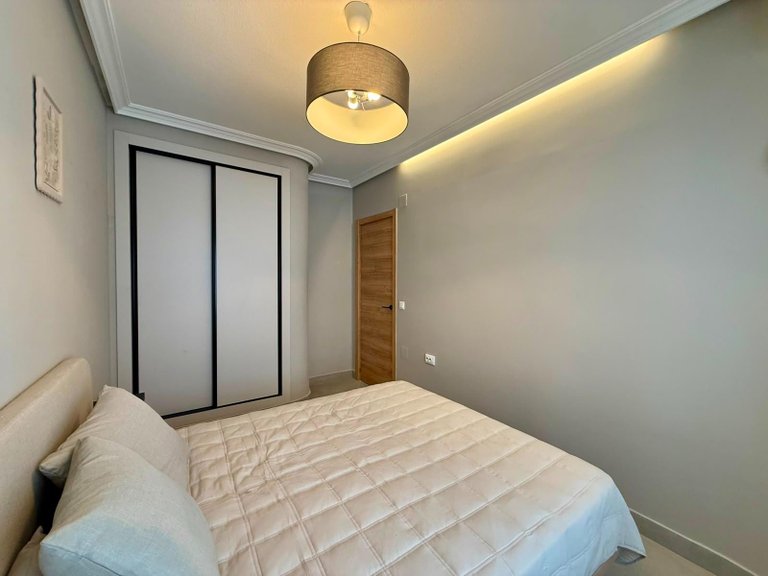 Apartment for Sale in Torrevieja, Alicante 21