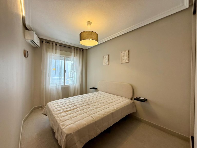 Apartment for Sale in Torrevieja, Alicante 16