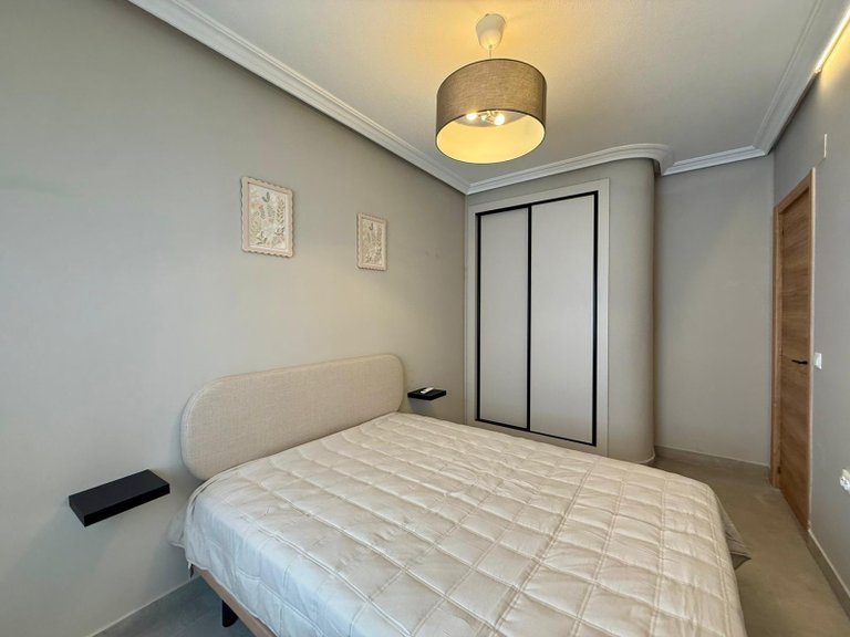 Apartment for Sale in Torrevieja, Alicante 17