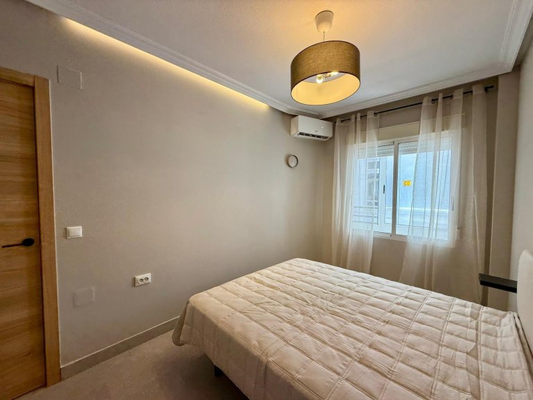 Apartment for Sale in Torrevieja, Alicante 19