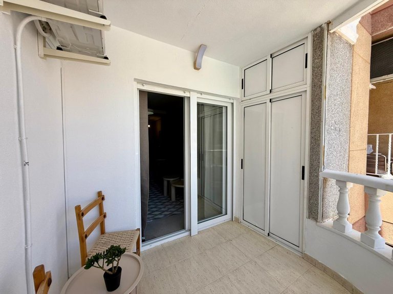 Apartment for Sale in Torrevieja, Alicante 28