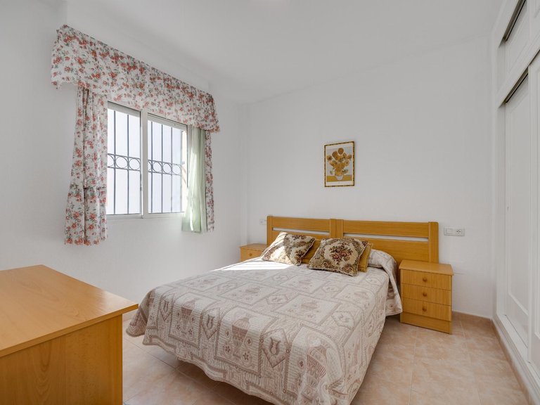 Villa for Sale in Torrevieja, Alicante 14