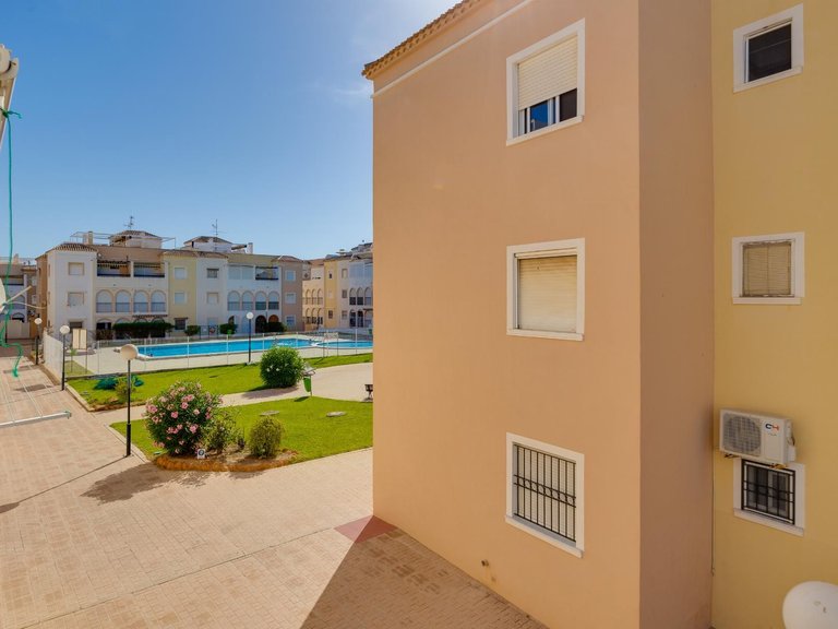 Villa for Sale in Torrevieja, Alicante 9