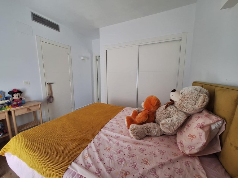Villa for Sale in Torrevieja, Alicante 28