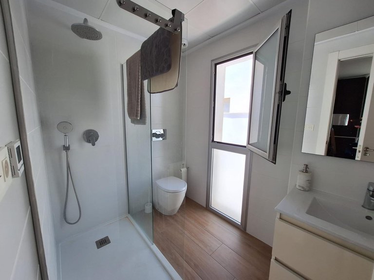Villa for Sale in Torrevieja, Alicante 31