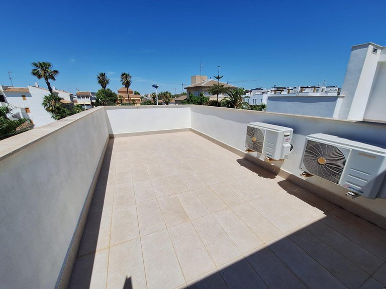 Villa for Sale in Torrevieja, Alicante 35