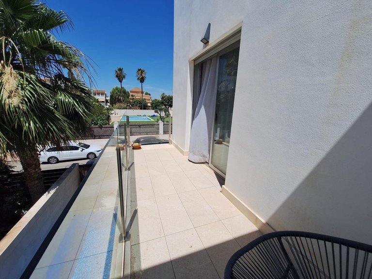 Villa for Sale in Torrevieja, Alicante 39