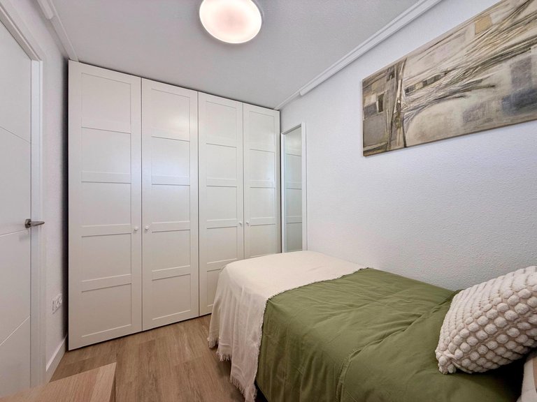Penthouse for Sale in Torrevieja, Alicante 23
