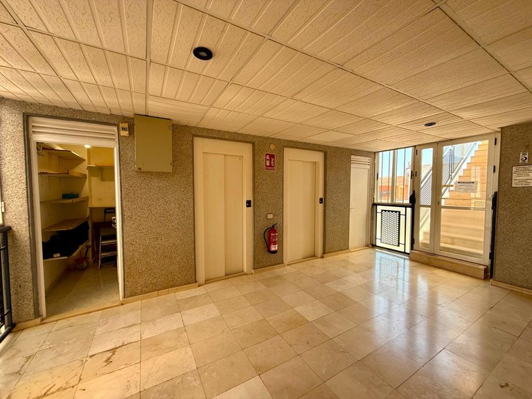 Penthouse for Sale in Torrevieja, Alicante 29