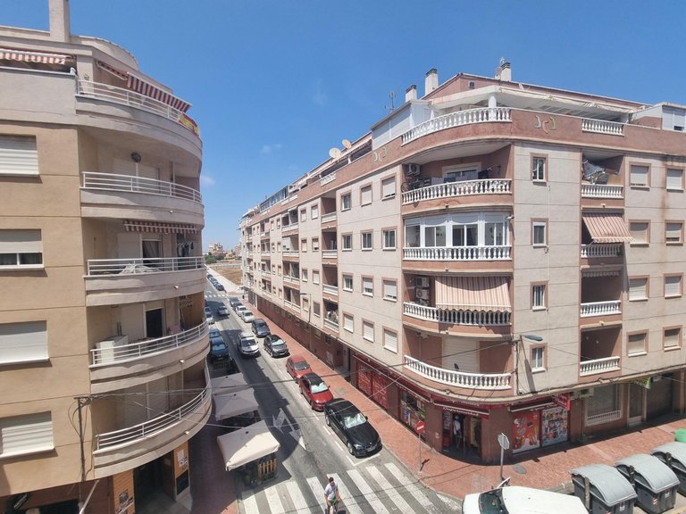 Apartment for Sale in Torrevieja, Alicante 35