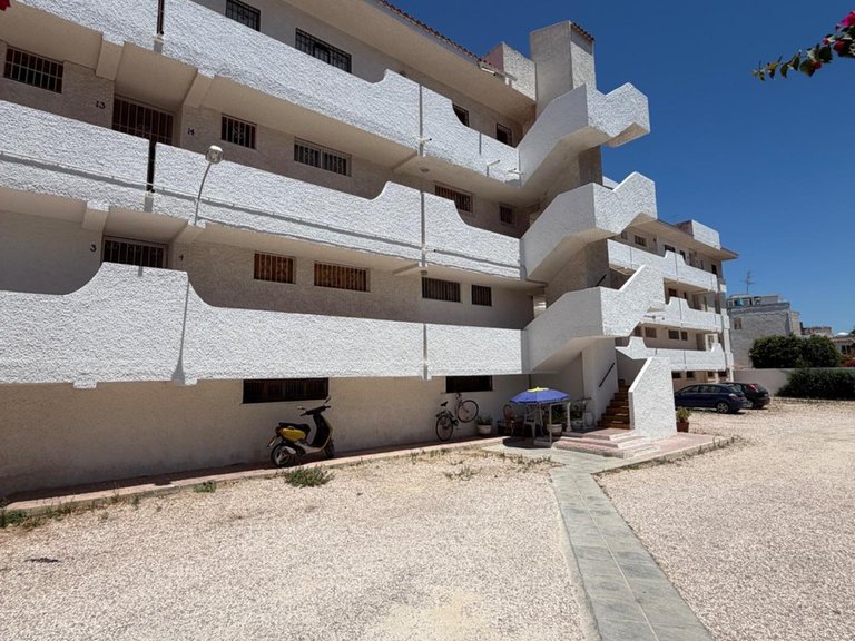 Apartment for Sale in Torrevieja, Alicante 1