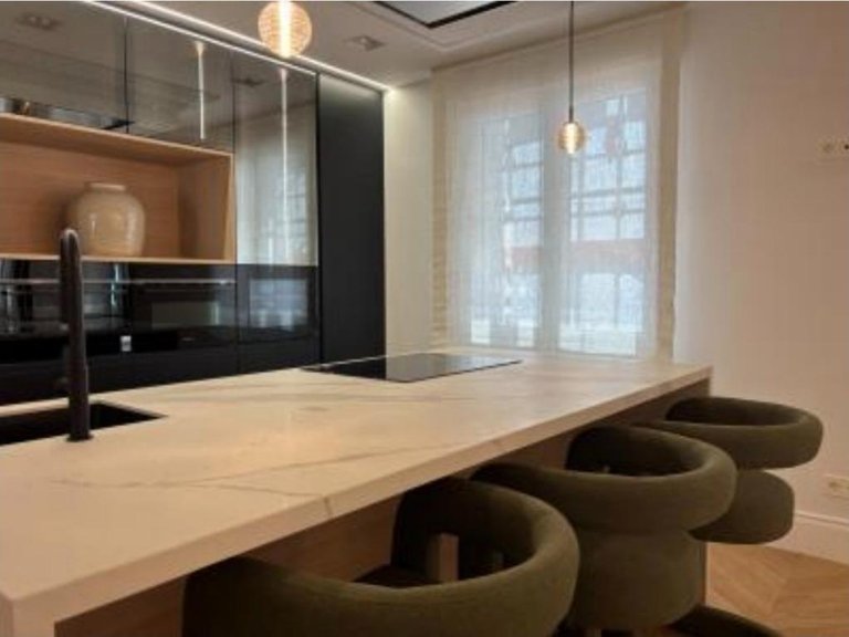 Apartment for Sale in Madrid, Madrid 5
