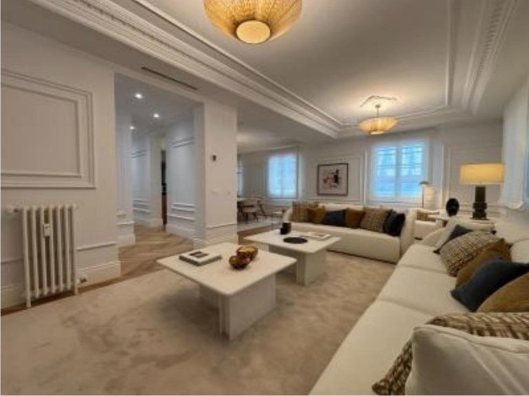 Apartment for Sale in Madrid, Madrid 6