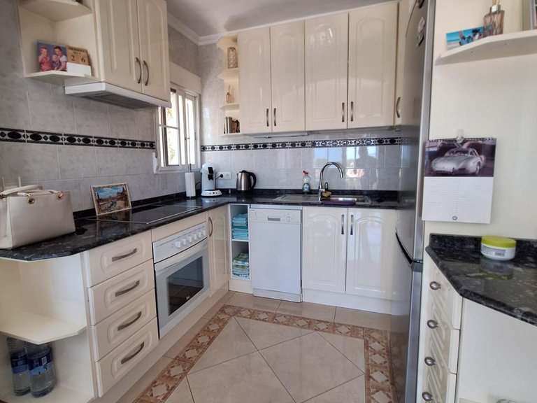 Villa for Sale in La Nucía, Alicante 6