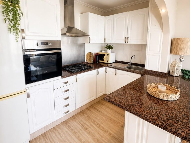 Apartment for Sale in Alicante, Alicante 12