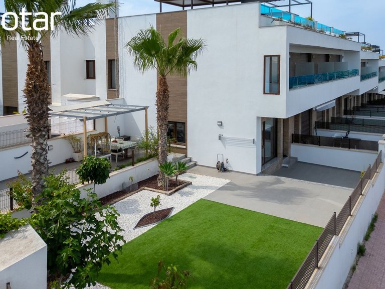 Town House for Sale in Torrevieja, Alicante 1