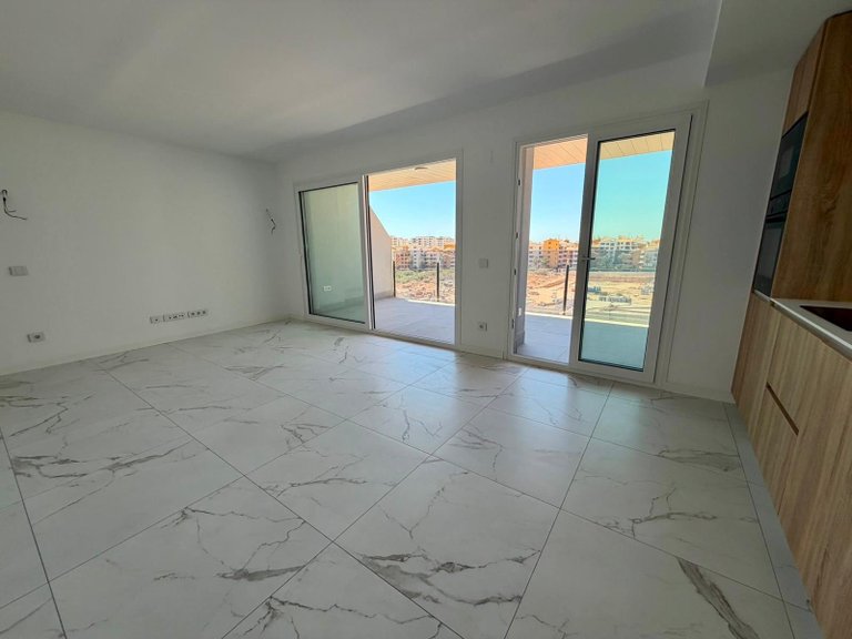 Apartment for Sale in Torrevieja, Alicante 13