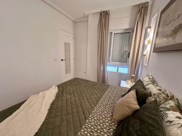 Apartment for Sale in Torrevieja, Alicante 18