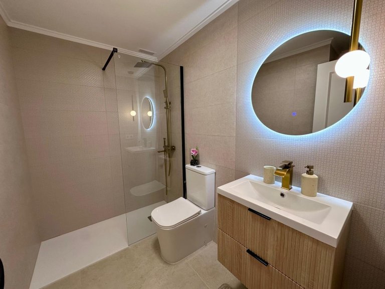 Apartment for Sale in Torrevieja, Alicante 20