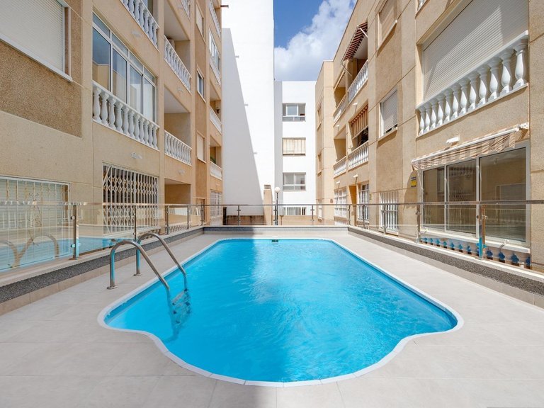 Apartment for Sale in Torrevieja, Alicante 14