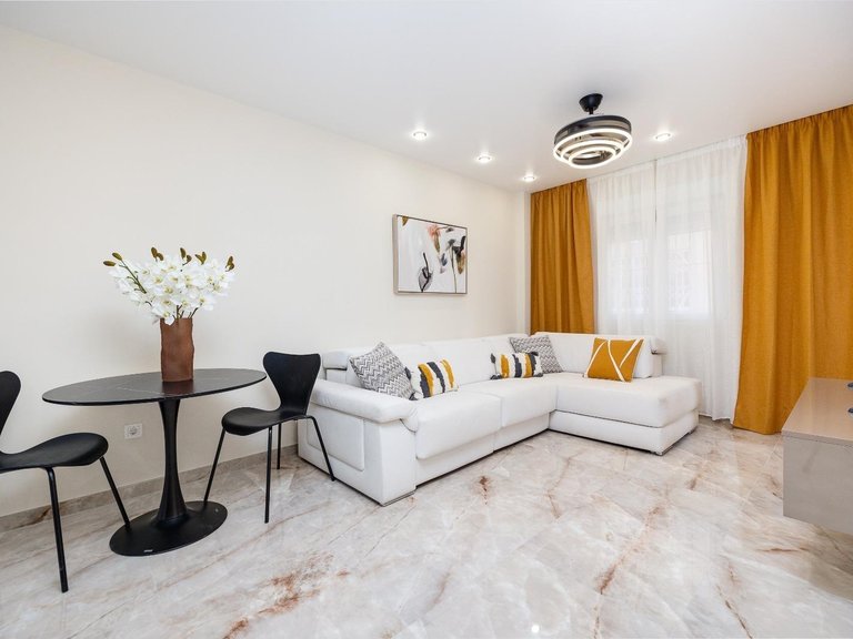 Apartment for Sale in Torrevieja, Alicante 2