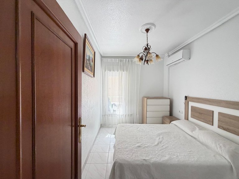 Apartment for Sale in Torrevieja, Alicante 18