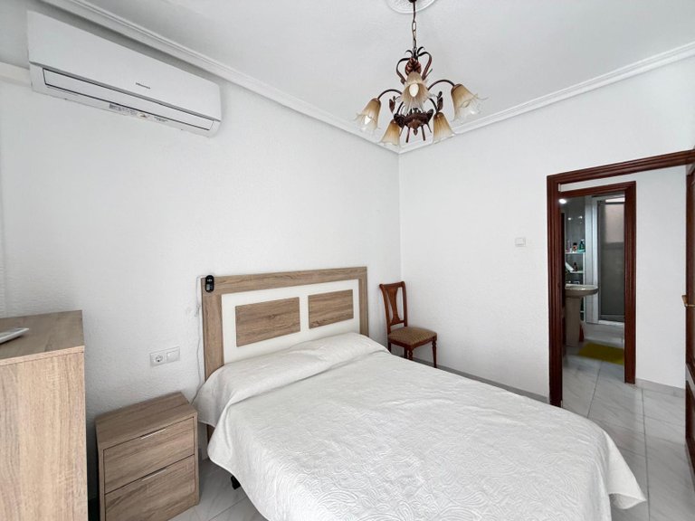 Apartment for Sale in Torrevieja, Alicante 21